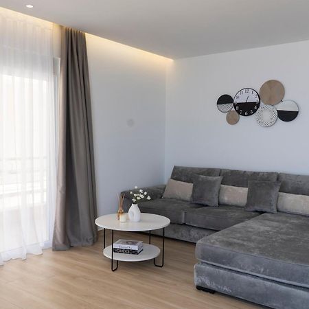 Mateo Apartments ซารานเดอ ภายนอก รูปภาพ