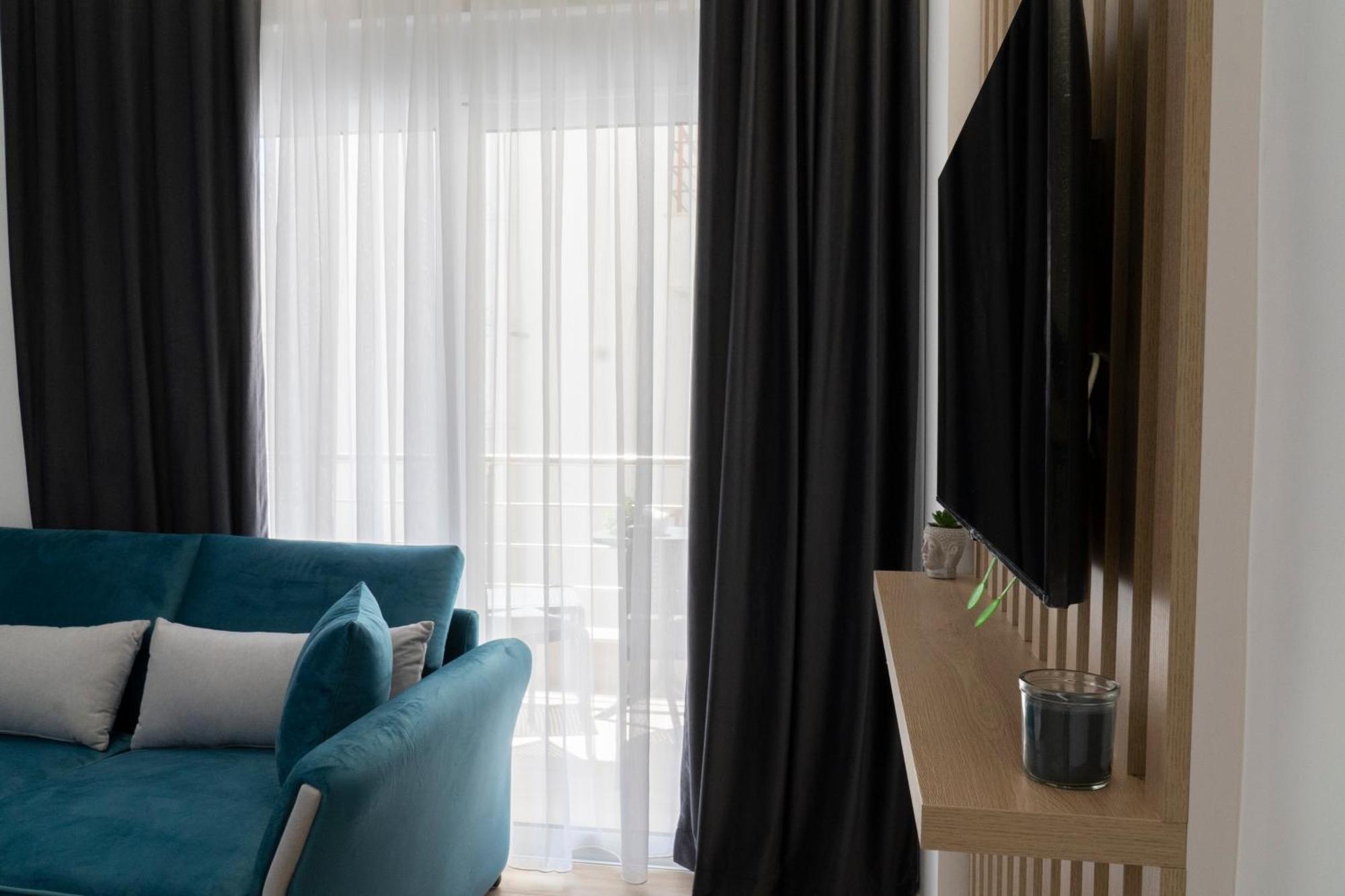 Mateo Apartments ซารานเดอ ภายนอก รูปภาพ